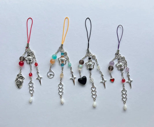 Jujutsu Kaisen Mobile Phone Charms β Heart-Shaped Keychains for Anime Fans